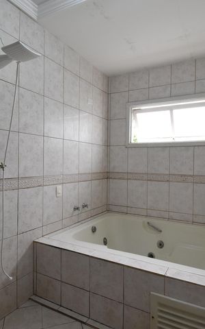 Casa à venda com 432m², 3 quartos e 5 vagasBanheiro da Suíte