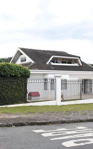 Casa à venda com 432m², 3 quartos e 5 vagasFachada