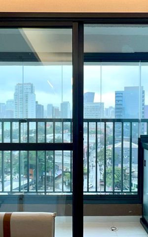 Studio para alugar com 27m², 1 quarto e sem vaga Studio para alugar com 27m², 1 quarto e sem vagaVaranda