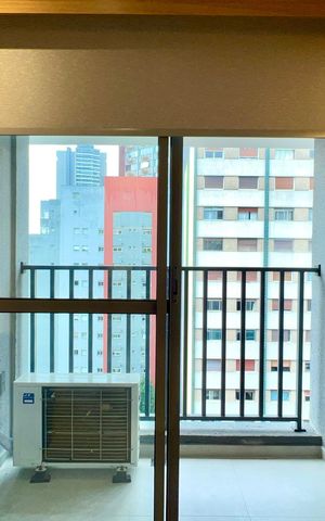 Studio para alugar com 28m², 1 quarto e sem vaga Studio para alugar com 28m², 1 quarto e sem vagaVaranda
