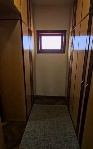 Casa de condomínio à venda com 265m², 3 quartos e 4 vagas