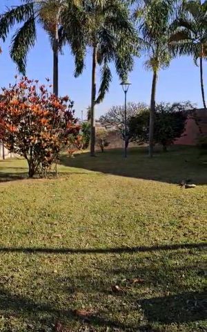 Casa de condomínio à venda com 265m², 3 quartos e 4 vagas