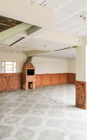 Casa para alugar com 90m², 2 quartos e 1 vagaÁrea externa