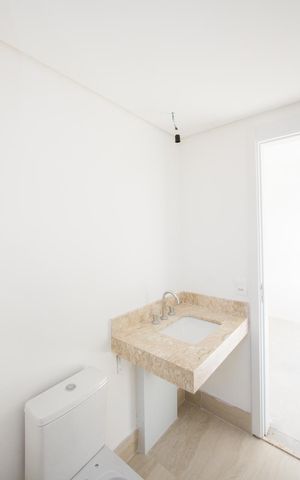 Apartamento à venda com 165m², 3 quartos e 2 vagas Apartamento à venda com 165m², 3 quartos e 2 vagasBanheiro da Suíte 2