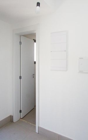 Apartamento à venda com 165m², 3 quartos e 2 vagas Apartamento à venda com 165m², 3 quartos e 2 vagasÁrea de serviço