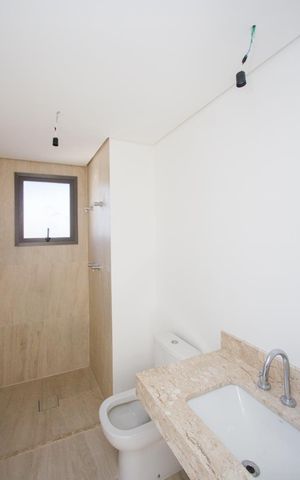 Apartamento à venda com 165m², 3 quartos e 2 vagas Apartamento à venda com 165m², 3 quartos e 2 vagasBanheiro da Suíte 2