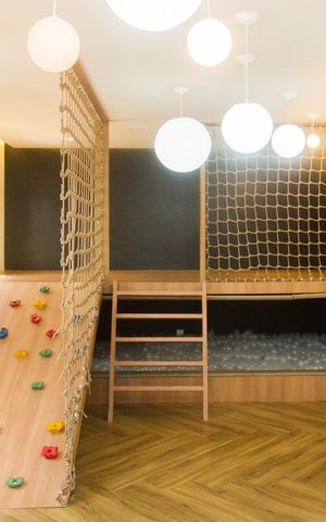 Apartamento à venda com 165m², 3 quartos e 2 vagas Apartamento à venda com 165m², 3 quartos e 2 vagasÁrea comum