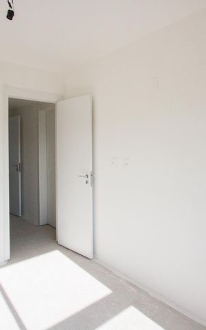 Apartamento à venda com 165m², 3 quartos e 2 vagas Apartamento à venda com 165m², 3 quartos e 2 vagasSuíte 2
