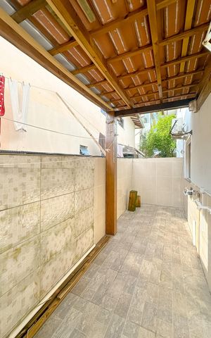 Apartamento para alugar com 90m², 2 quartos e sem vagaÁrea externa