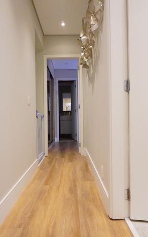 Apartamento à venda com 110m², 2 quartos e 2 vagasCorredor