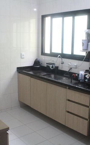 Apartamento à venda com 81m², 2 quartos e 2 vagasCozinha