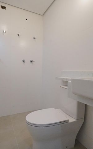 Casa à venda com 130m², 2 quartos e 1 vagaBanheiro da Suíte 1