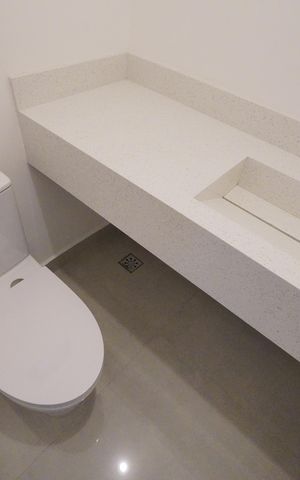 Casa à venda com 130m², 2 quartos e 1 vagaLavabo