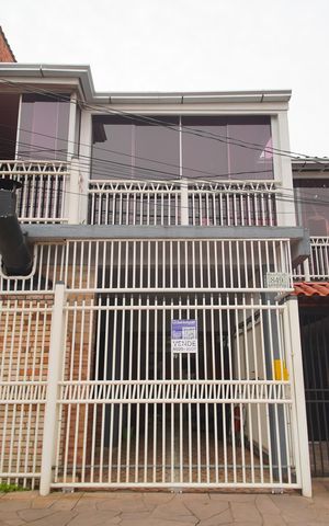 Casa à venda com 200m², 3 quartos e 2 vagasFachada
