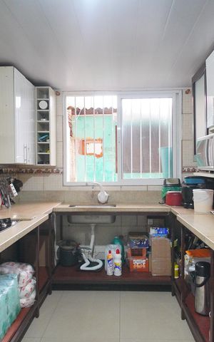 Casa à venda com 200m², 3 quartos e 2 vagascozinha 2