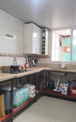 Casa à venda com 200m², 3 quartos e 2 vagascozinha 2