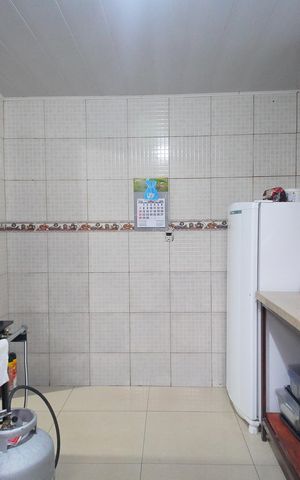 Casa à venda com 200m², 3 quartos e 2 vagascozinha 2