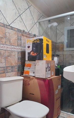 Casa à venda com 200m², 3 quartos e 2 vagasBanheiro 2