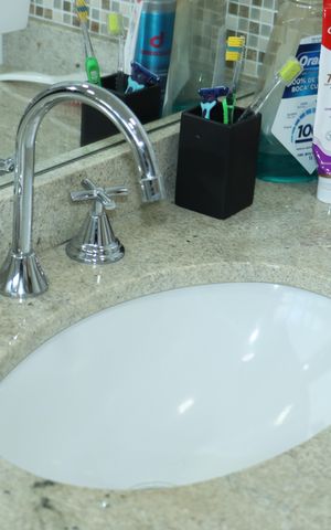 Apartamento para alugar com 200m², 3 quartos e 3 vagasBanheiro da Suíte 2