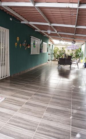 Casa à venda com 150m², 3 quartos e 3 vagas