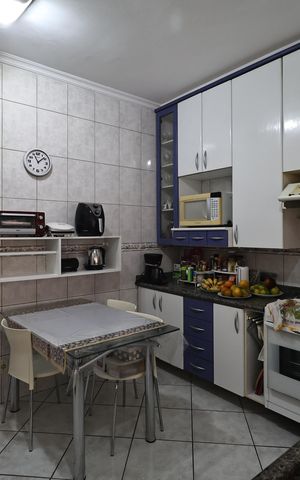 Apartamento à venda com 107m², 3 quartos e 3 vagas Apartamento à venda com 107m², 3 quartos e 3 vagasCozinha