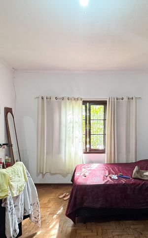 Casa à venda com 2700m², 4 quartos e 2 vagas Casa à venda com 2700m², 4 quartos e 2 vagasQuarto 1 - Casa 1