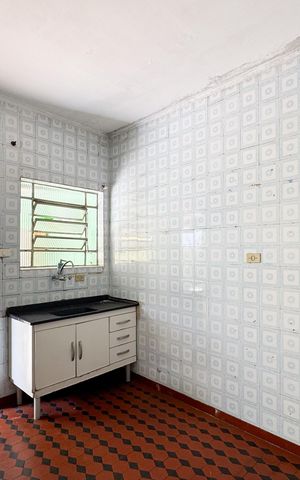 Casa à venda com 2700m², 4 quartos e 2 vagas Casa à venda com 2700m², 4 quartos e 2 vagasCozinha - Casa 2