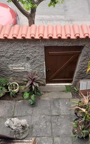 Casa para alugar com 200m², 3 quartos e 3 vagas Casa para alugar com 200m², 3 quartos e 3 vagasFachada