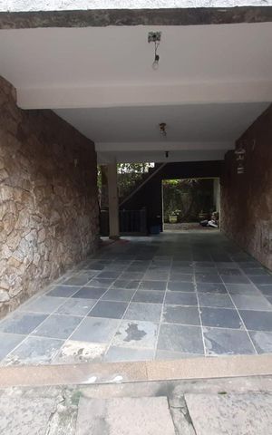 Casa para alugar com 200m², 3 quartos e 3 vagas Casa para alugar com 200m², 3 quartos e 3 vagasÁrea externa