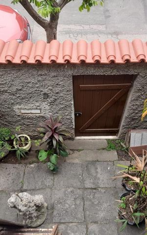 Casa para alugar com 200m², 3 quartos e 3 vagas Casa para alugar com 200m², 3 quartos e 3 vagasFachada