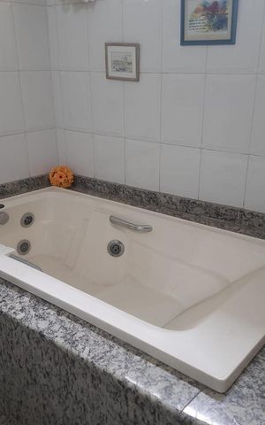 Casa para alugar com 200m², 3 quartos e 3 vagas