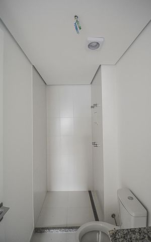 Apartamento à venda com 82m², 3 quartos e 2 vagasBanheiro da Suíte