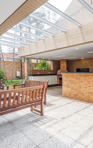 Apartamento à venda com 176m², 2 quartos e 3 vagasChurrasqueira