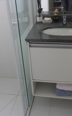 Apartamento à venda com 74m², 3 quartos e 2 vagasBanheiro da Suíte