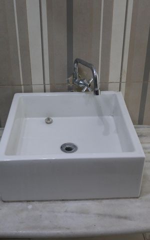 Casa para alugar com 340m², 4 quartos e 3 vagasLavabo 02