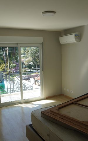 Casa de condomínio para alugar com 246m², 3 quartos e 4 vagasSuíte