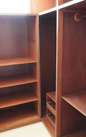 Casa de condomínio para alugar com 246m², 3 quartos e 4 vagasCloset da suíte