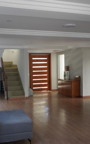 Casa de condomínio para alugar com 246m², 3 quartos e 4 vagasSala Estar 