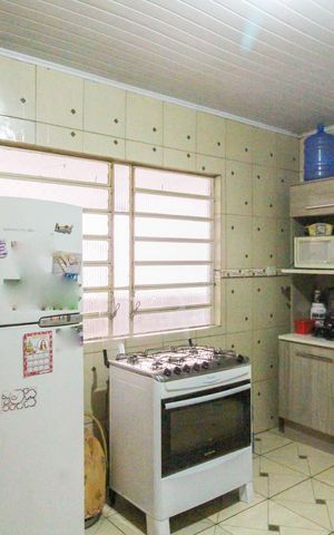 Casa à venda com 300m², 5 quartos e 2 vagas Casa à venda com 300m², 5 quartos e 2 vagasCozinha
