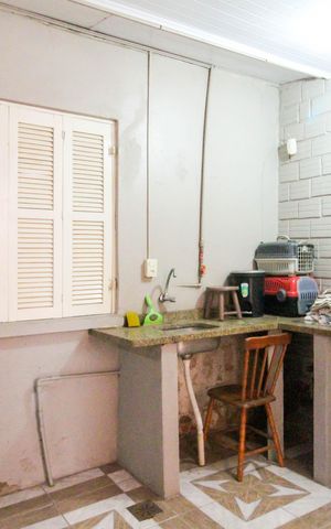 Casa à venda com 300m², 5 quartos e 2 vagas Casa à venda com 300m², 5 quartos e 2 vagasÁrea de Serviço