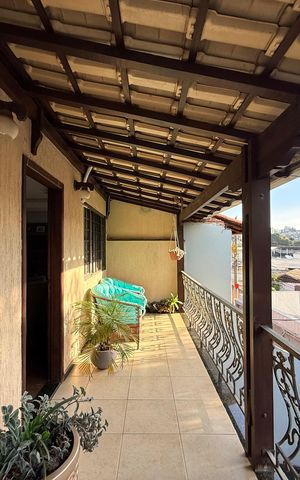 Casa à venda com 639m², 5 quartos e 4 vagasÁrea externa