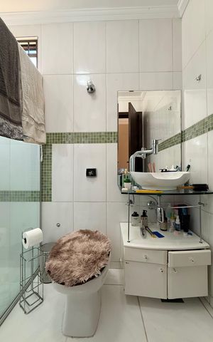 Casa à venda com 639m², 5 quartos e 4 vagasBanheiro