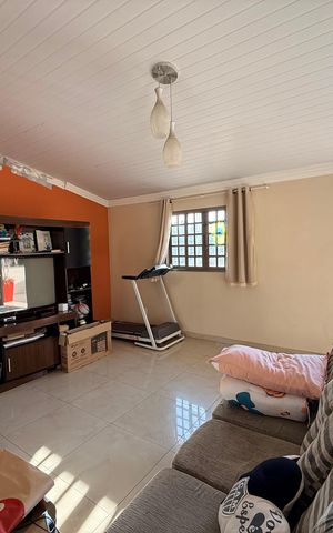 Casa à venda com 639m², 5 quartos e 4 vagasSala