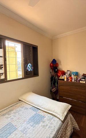 Casa à venda com 639m², 5 quartos e 4 vagasQuarto