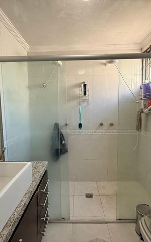 Casa à venda com 639m², 5 quartos e 4 vagasBanheiro