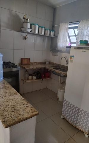 Casa à venda com 180m², 2 quartos e 1 vaga Casa à venda com 180m², 2 quartos e 1 vagaCozinha