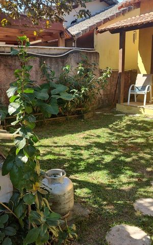 Casa à venda com 180m², 2 quartos e 1 vaga Casa à venda com 180m², 2 quartos e 1 vagaÁrea externa