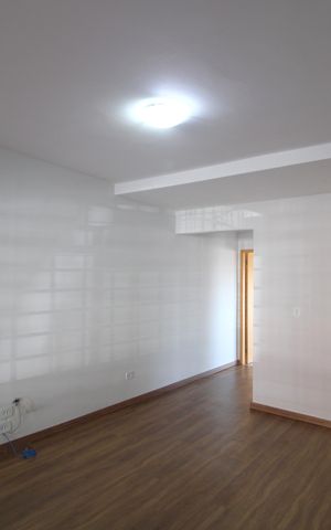 Casa para alugar com 140m², 3 quartos e 2 vagasSala