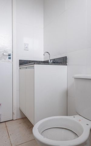 Apartamento para alugar com 69m², 2 quartos e 1 vaga Apartamento para alugar com 69m², 2 quartos e 1 vagaBanheiro da Suíte 1