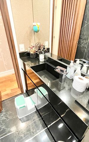 Apartamento para alugar com 189m², 3 quartos e 3 vagasLavabo